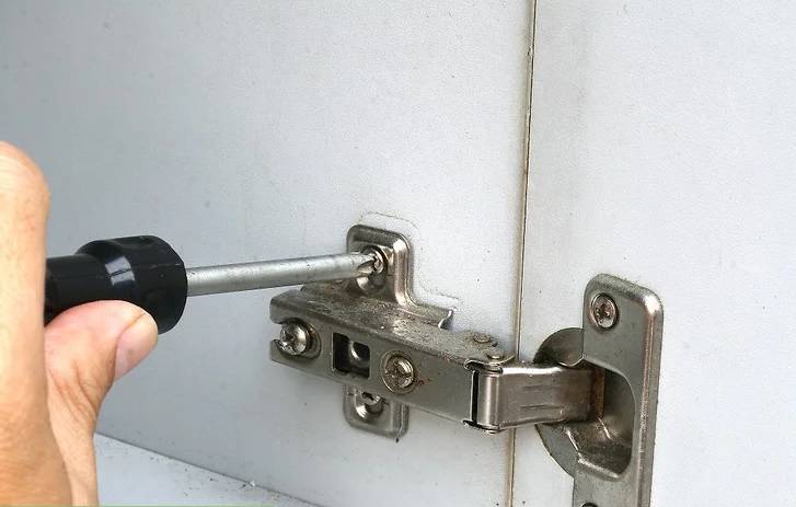 Bản lề cửa