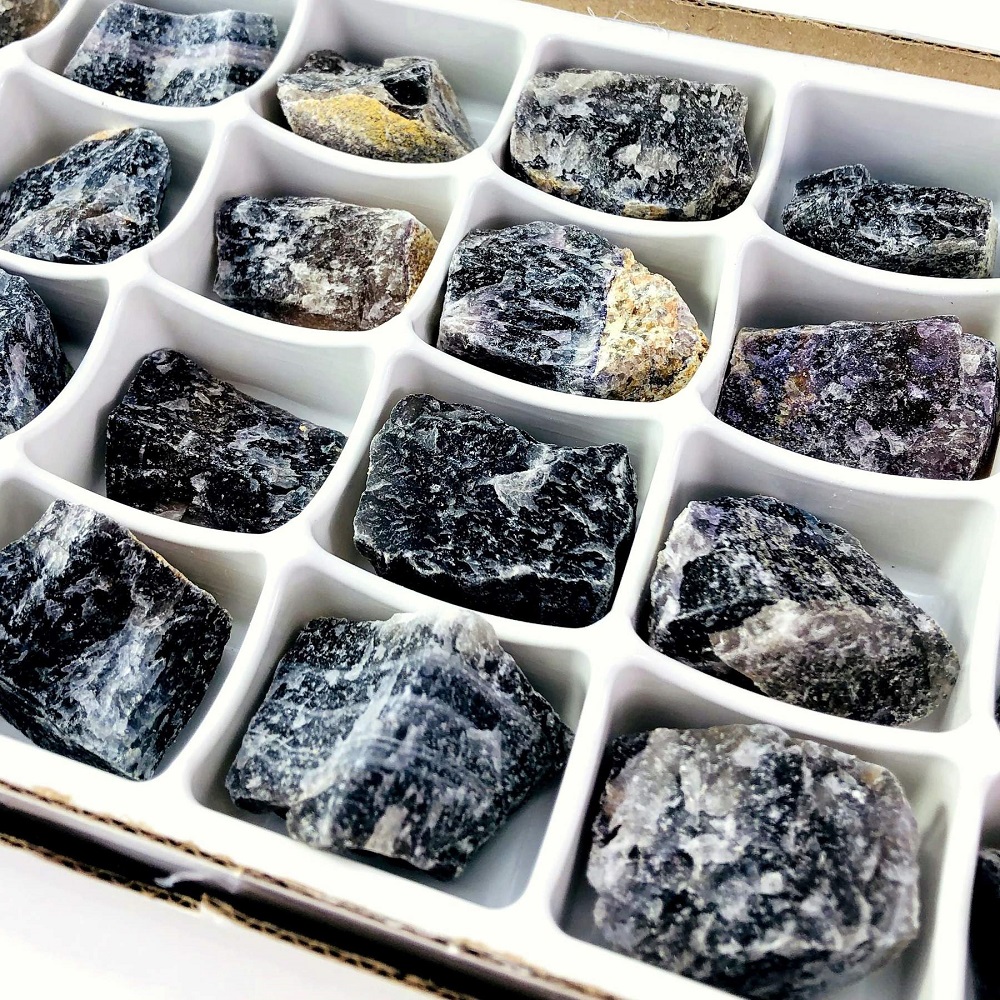 Bảo quản đá Fluorite