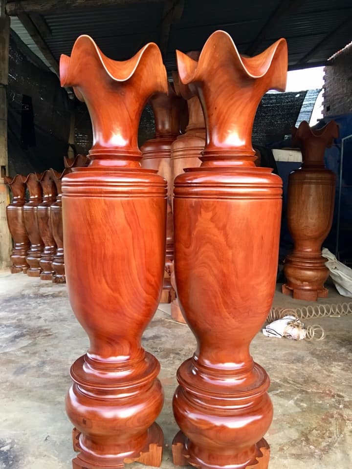 Lộc bình gỗ Hương