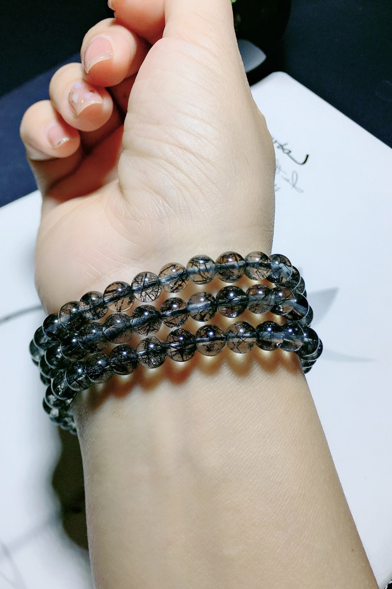 Công dụng vòng tay thạch anh tóc đen