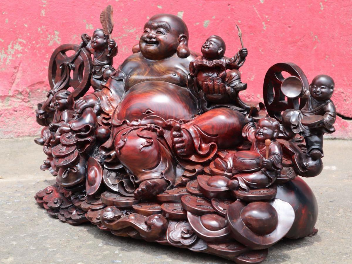 Tượng phật Di Lặc gỗ trắc