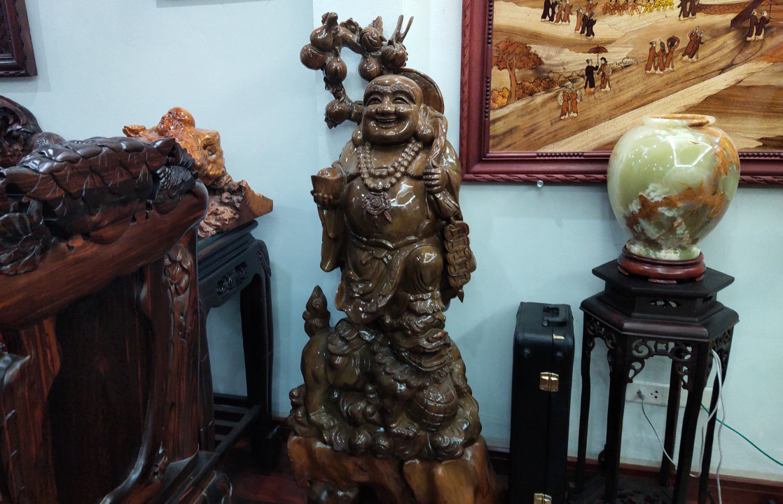 Tượng phật di lặc phòng khách