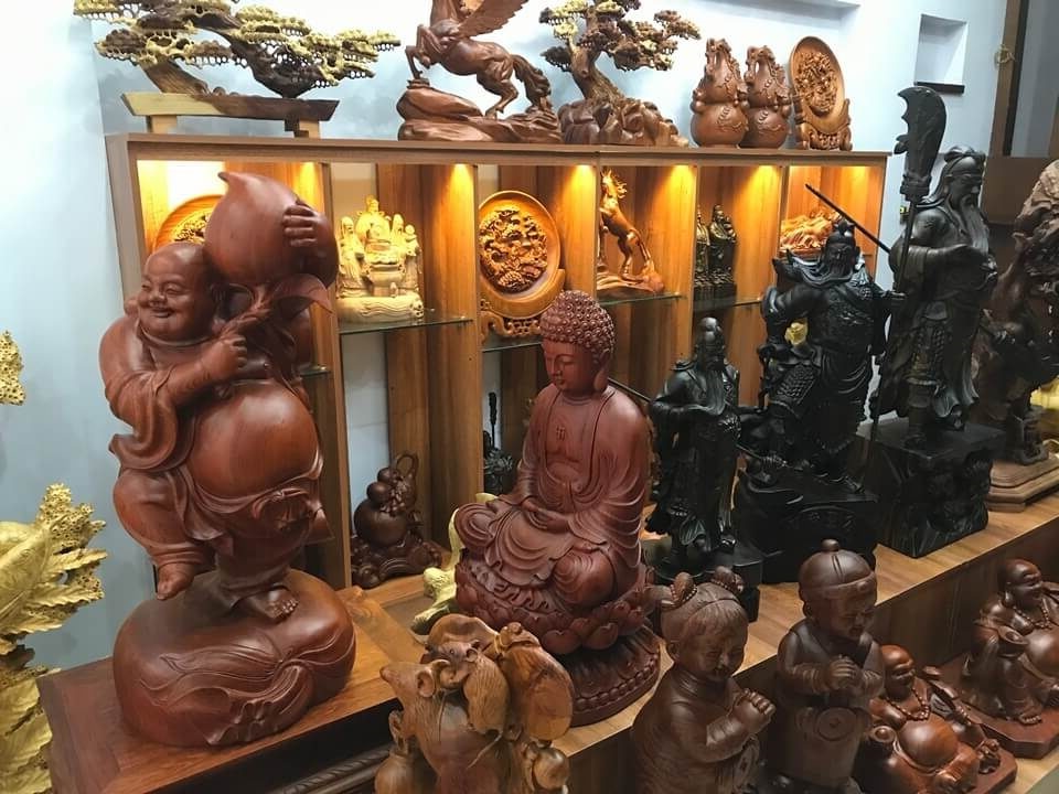 Gỗ đục tượng