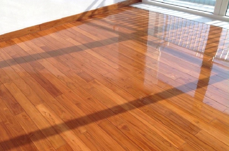 Sàn gỗ sơn UV