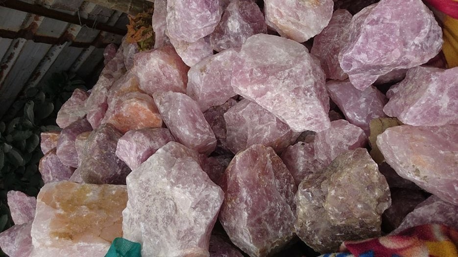 Thạch anh hồng tại Việt Nam