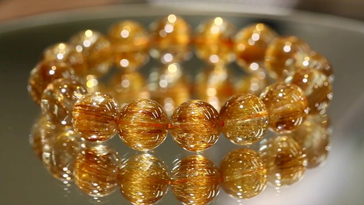Thạch anh tóc nâu vàng